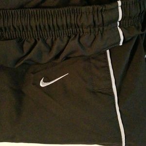 Nike Windbreaker Pants with zipper ankles